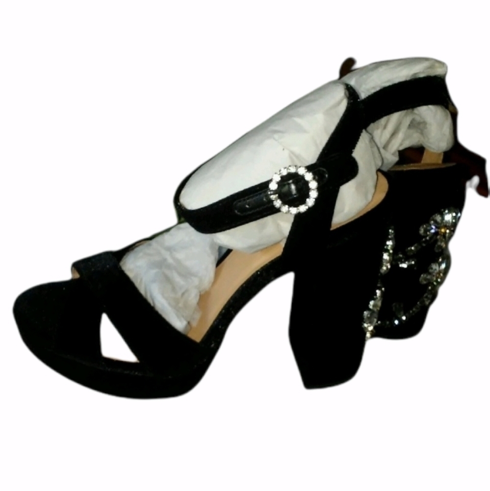 GORGEOUS I.N.C  Block-Heels